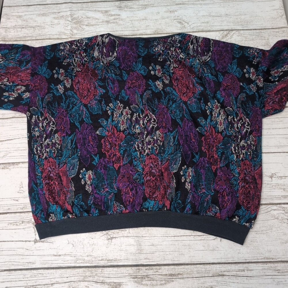 Vintage Abstract Floral Design 3/4 Length Sweater - Picture 9 of 9